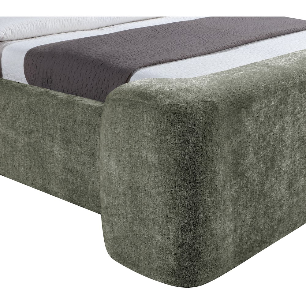 Modena Green Chenille Fabric Upholstered Queen Bed. Picture 4
