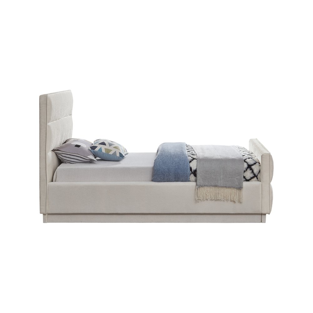 Paxton Cream Chenille Fabric Twin Bed. Picture 4