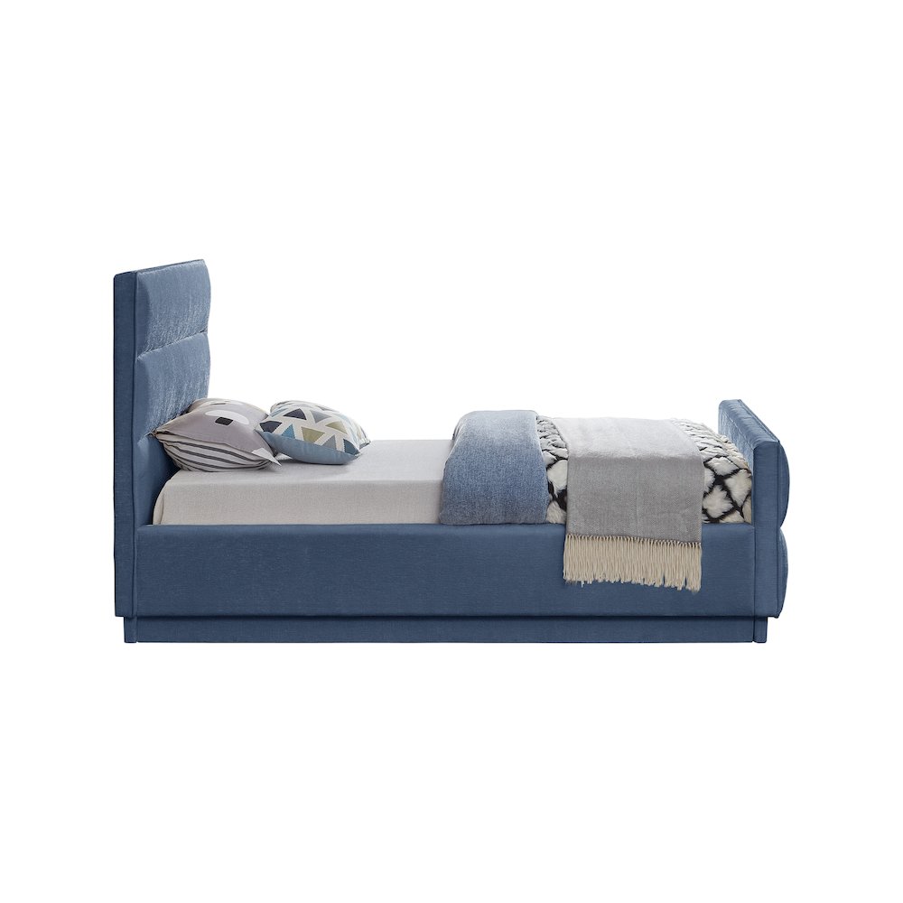 Paxton Light Blue Chenille Fabric Twin Bed. Picture 4