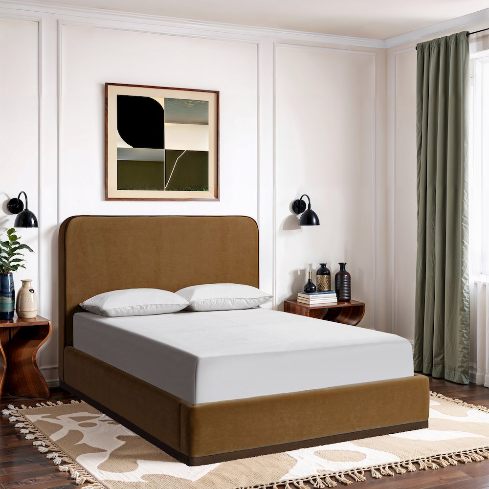 Rava Saddle / Brown Velvet Upholstered Queen Bed. Picture 7