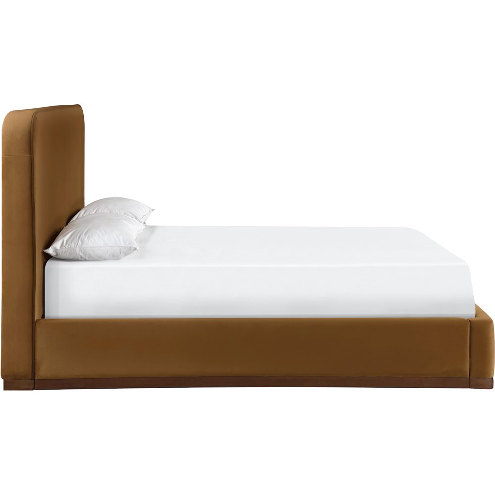 Rava Saddle / Brown Velvet Upholstered Queen Bed. Picture 2
