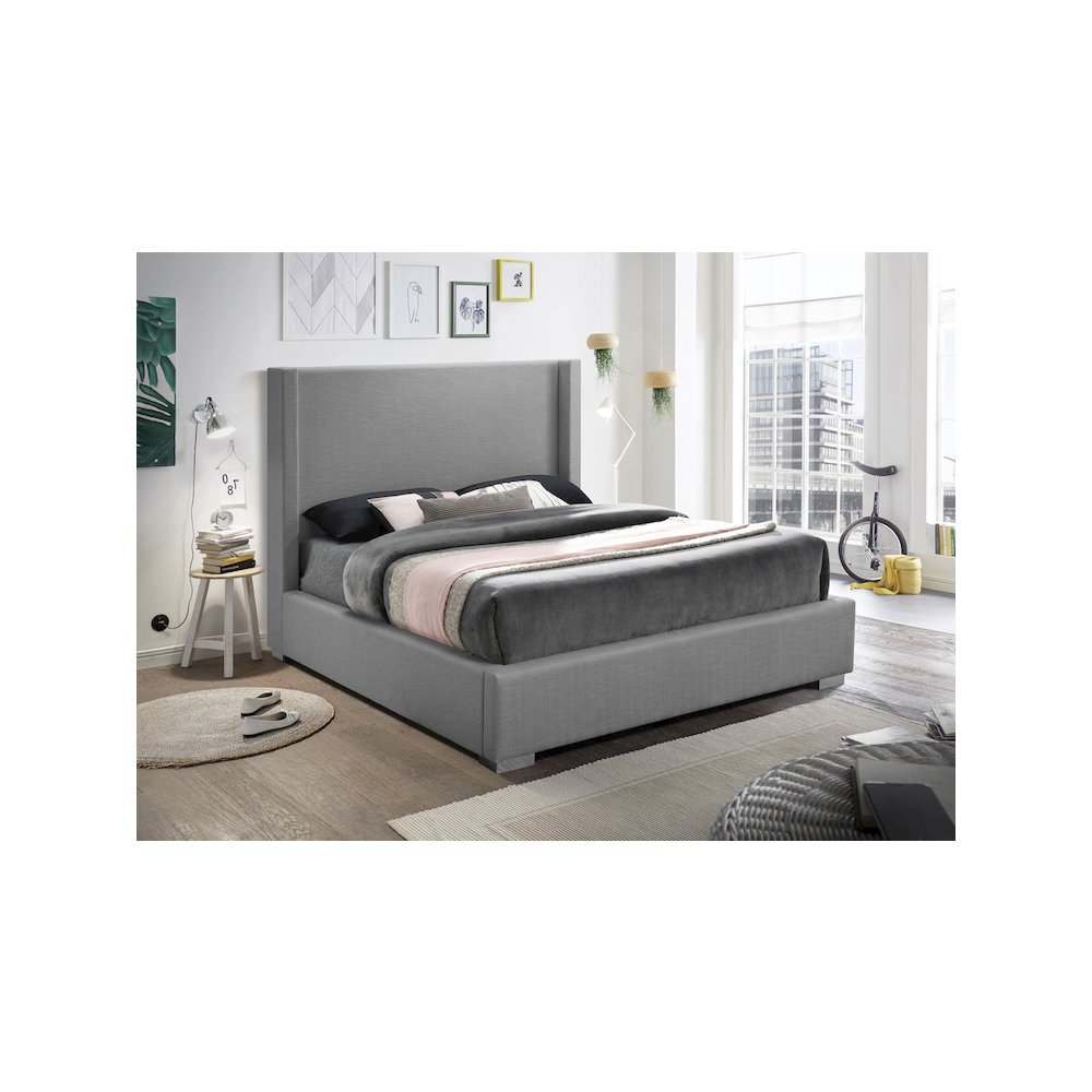 Royce Grey Linen Textured Fabric King Bed. Picture 3