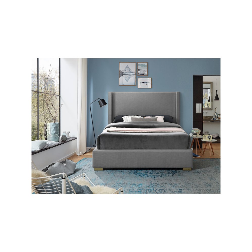 Royce Grey Linen Textured Fabric King Bed. Picture 6