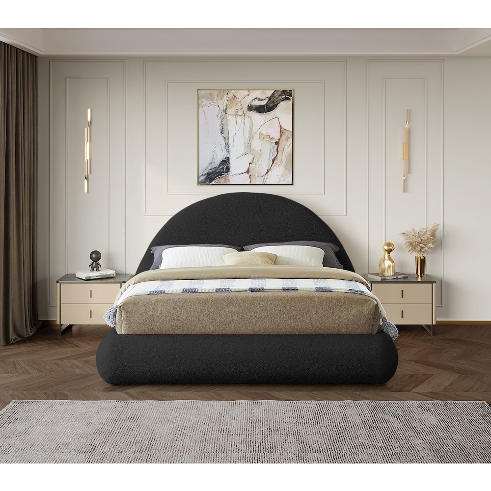 Rudy Black Teddy Fabric Full Bed. Picture 3