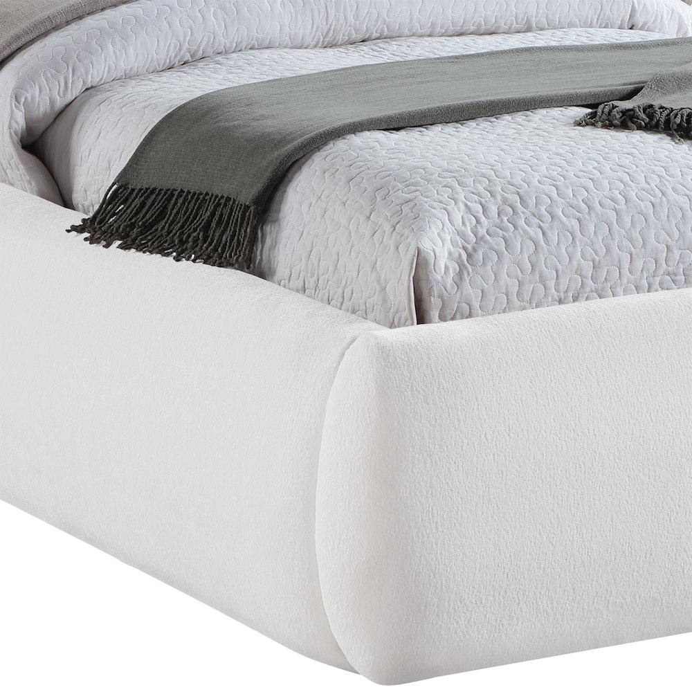 Sandro Cream Chenille Fabric Upholstered Twin Bed. Picture 3