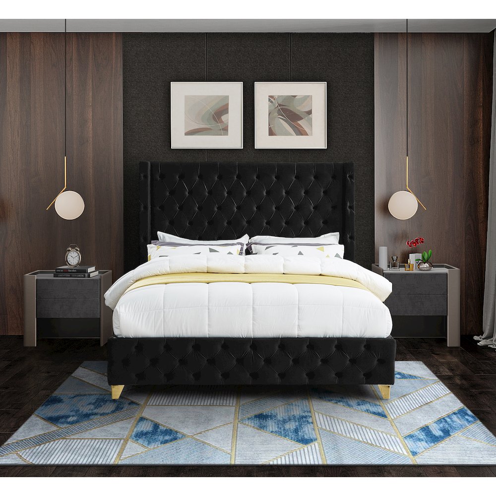 Savan Black Velvet Full Bed. Picture 6