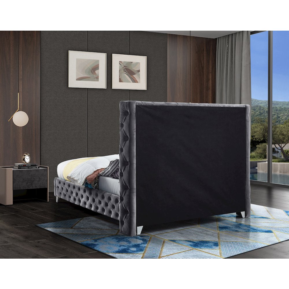 Savan Grey Velvet Queen Bed. Picture 13