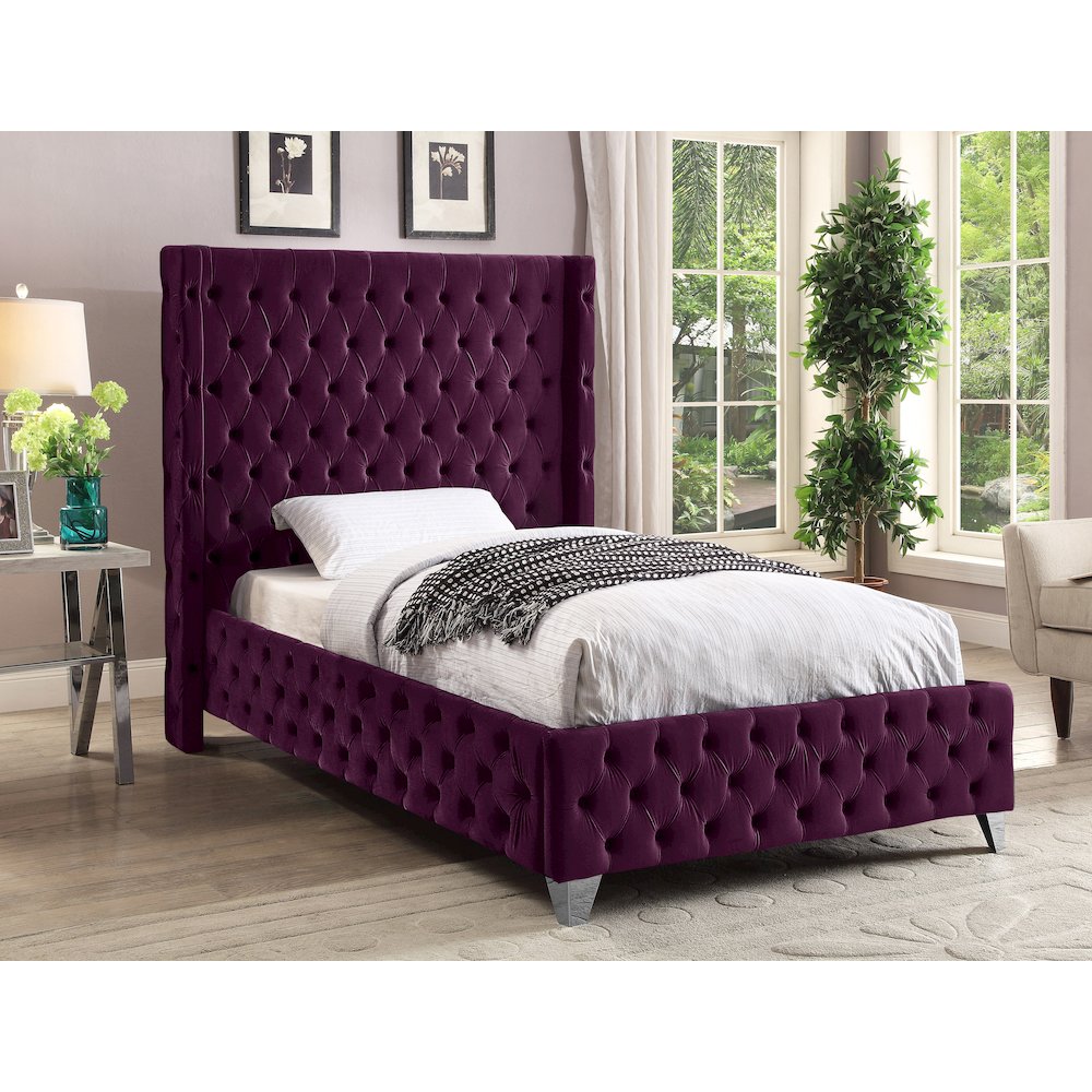 Savan Purple Velvet Twin Bed. Picture 3
