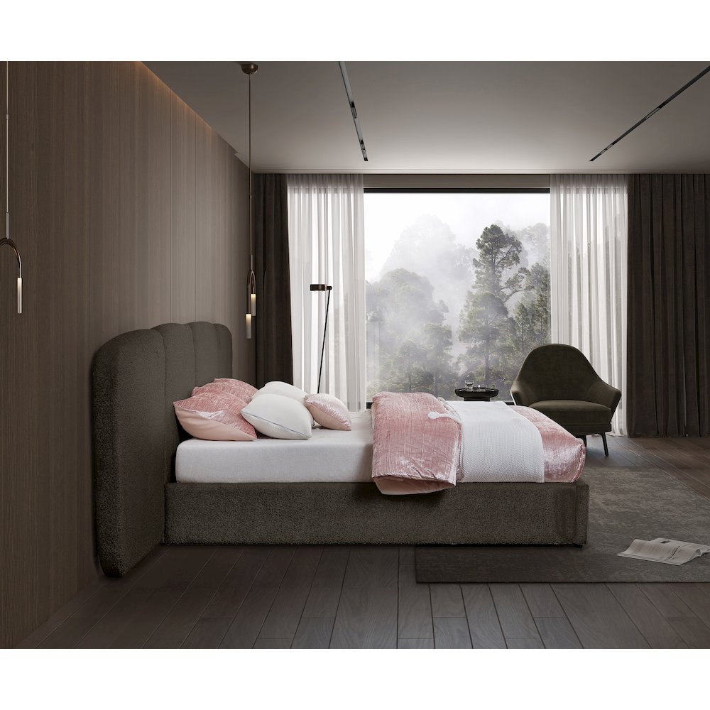Shiloh Brown Boucle Fabric King Bed. Picture 5