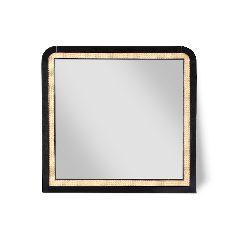 Siena Black Mirror. Picture 1