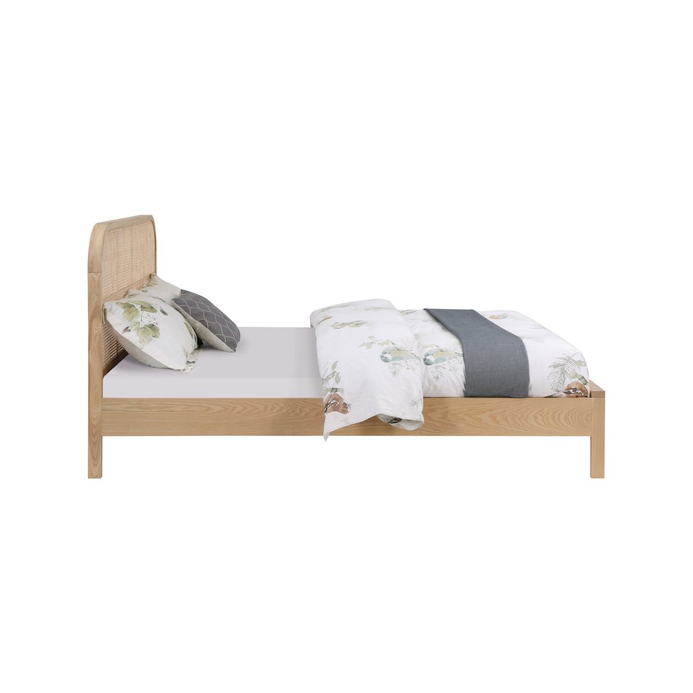 Siena Natural Ash Wood King Bed. Picture 3