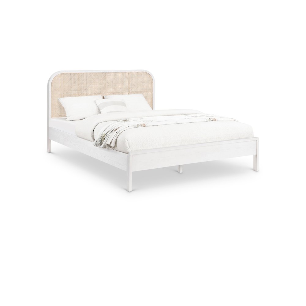 Siena White Ash Wood Full Bed. Picture 1