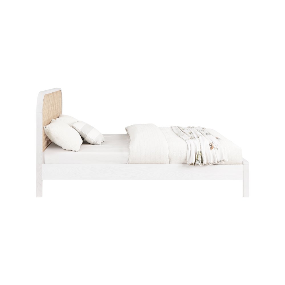 Siena White Ash Wood King Bed. Picture 3