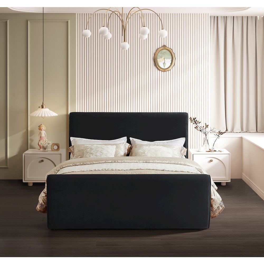 Sloan Black Velvet Full Bed. Picture 3