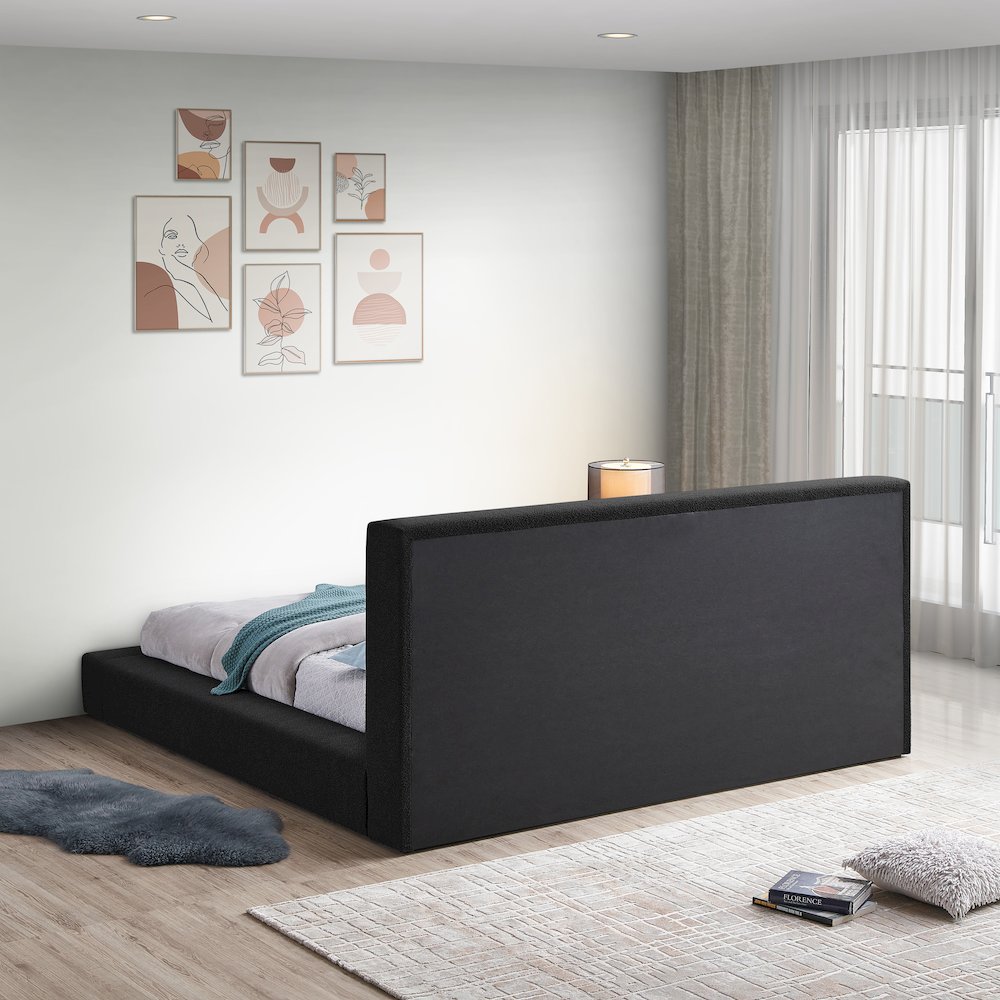 Terra Black Boucle Fabric Full Bed. Picture 5