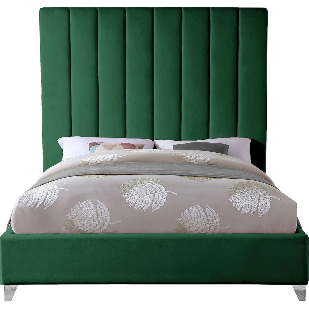 Via Green Velvet King Bed. Picture 4