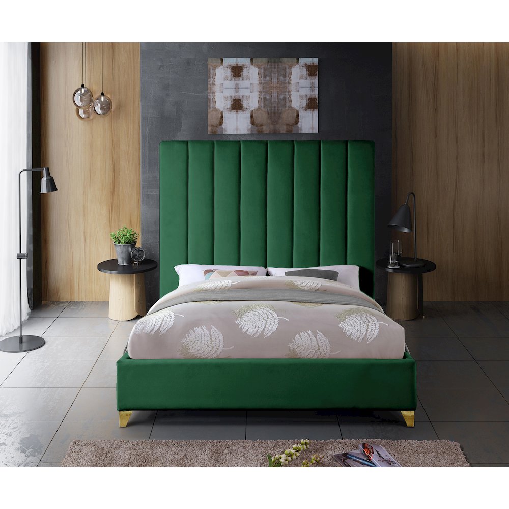 Via Green Velvet King Bed. Picture 7