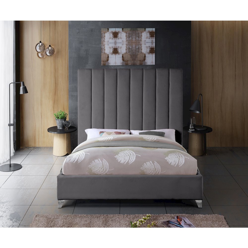 Via Grey Velvet Full Bed. Picture 6