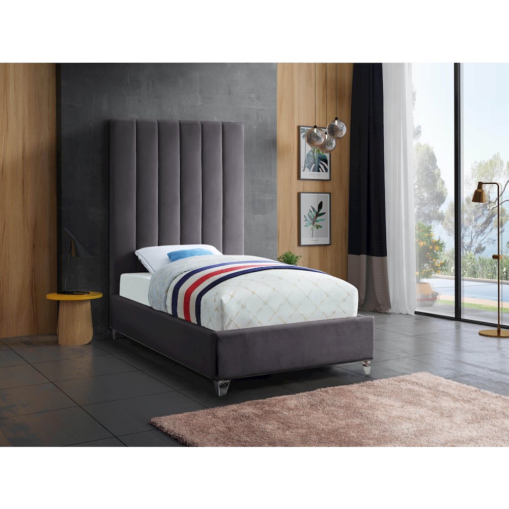 Via Grey Velvet Twin Bed. Picture 2