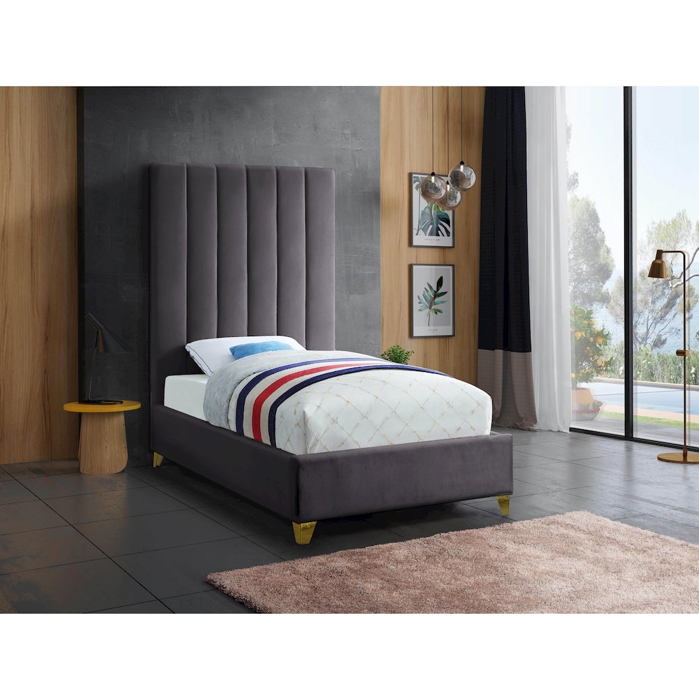 Via Grey Velvet Twin Bed. Picture 3