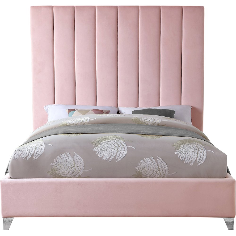 Via Pink Velvet Queen Bed. Picture 4