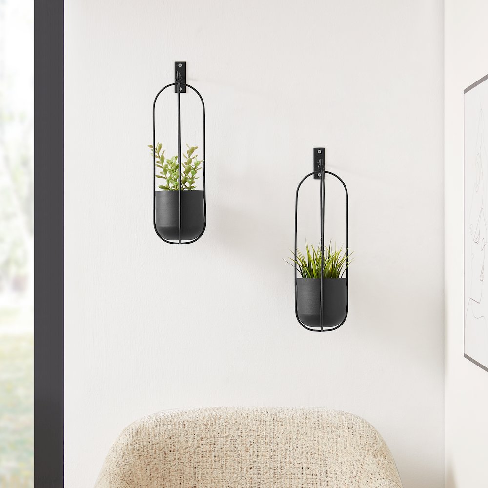 Walter 2-Piece Black Metal Oval Hanging Planter Set with Chain Hanging Option. Picture 3
