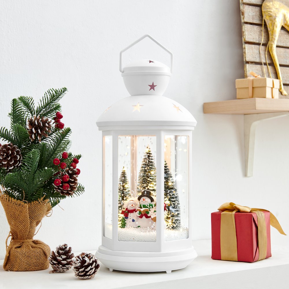Christmas Scene Falling Snow Musical Snow Globe Diorama Lantern - White. Picture 3