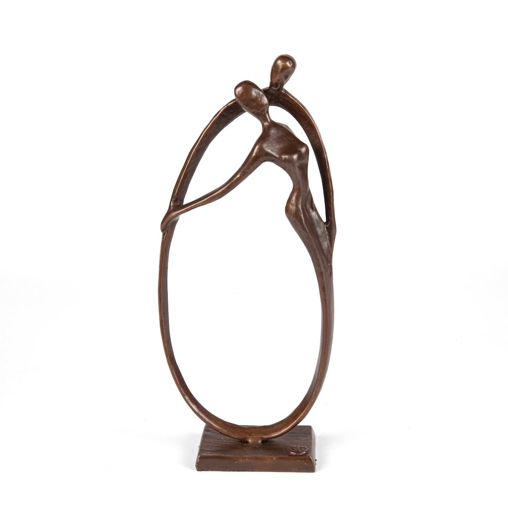 Circle of Love Bronze Sculpture. Picture 1
