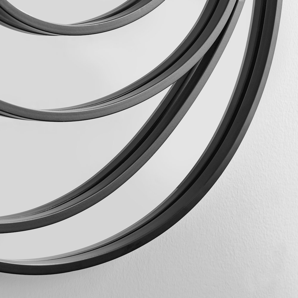 Sonya 25.5-inch Contemporary Continuous Circles Wall Mirror with Black Iron. Picture 7