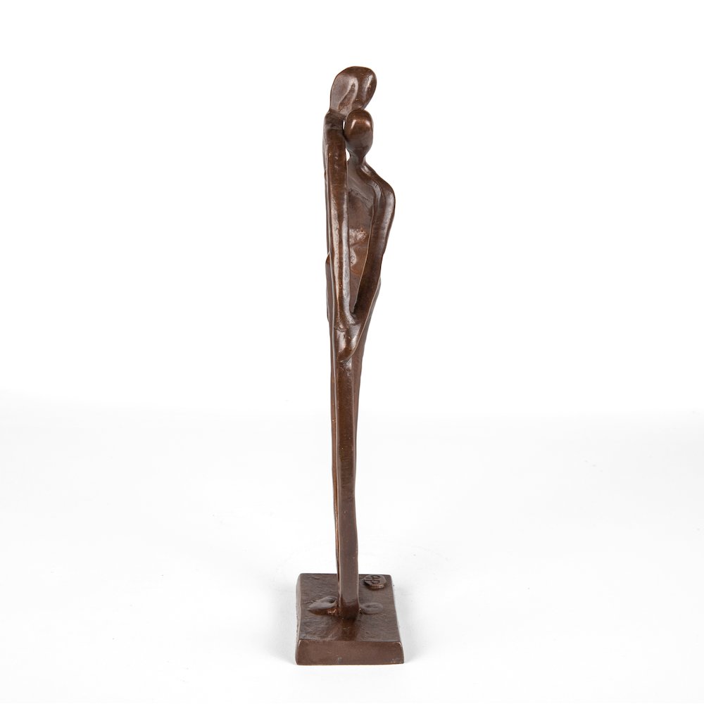 Circle of Love Bronze Sculpture. Picture 6