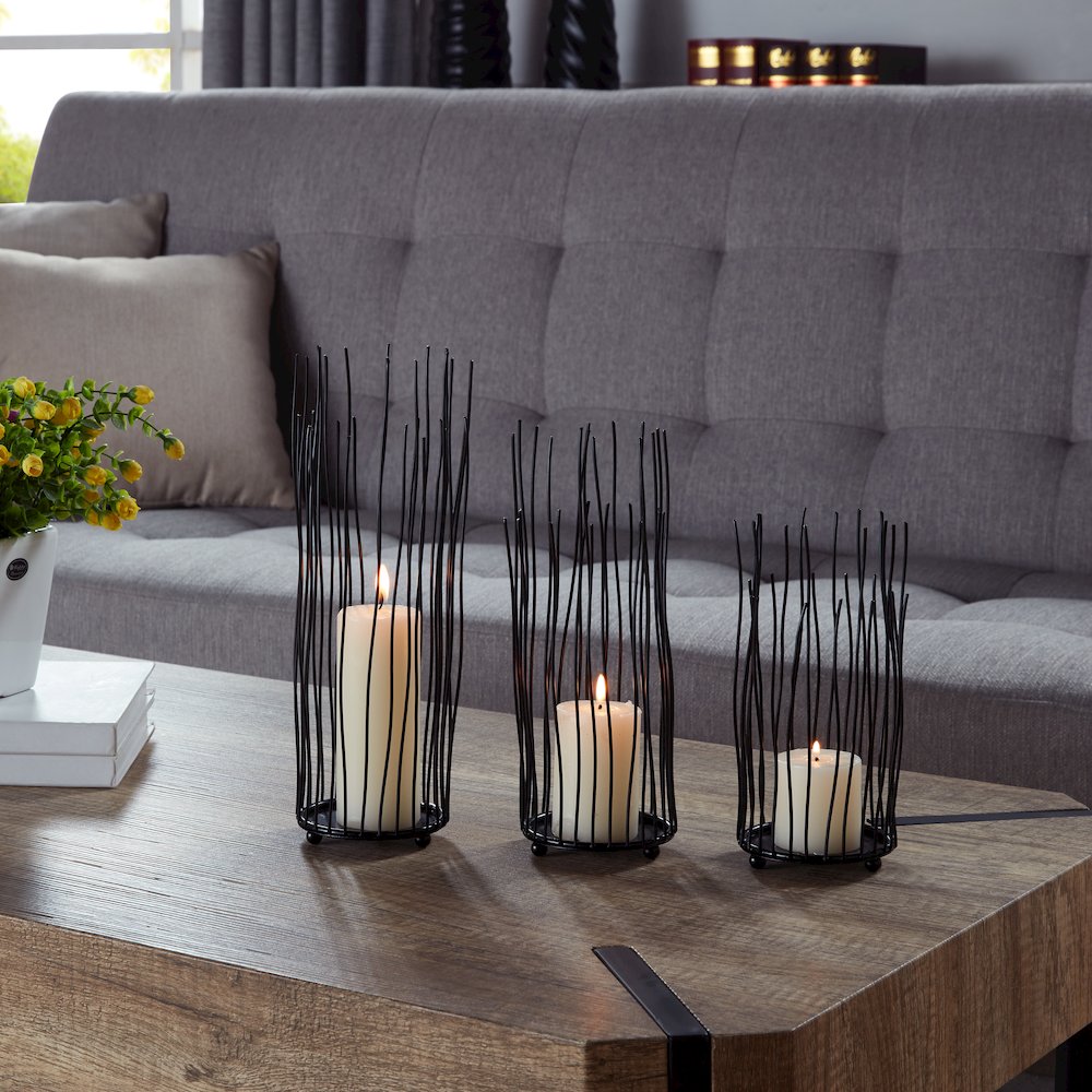 Willow Iron Candleholder 3-piece Set. Picture 3