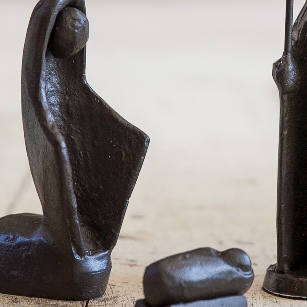 6 pc. Iron Nativity Set, Family & Kings. Picture 3