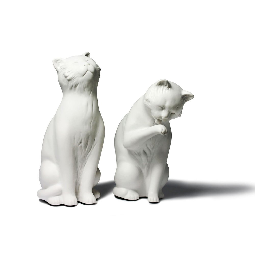 Cat Bookend Set - White. Picture 3