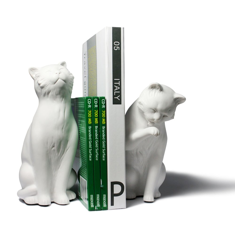 Cat Bookend Set - White. Picture 1