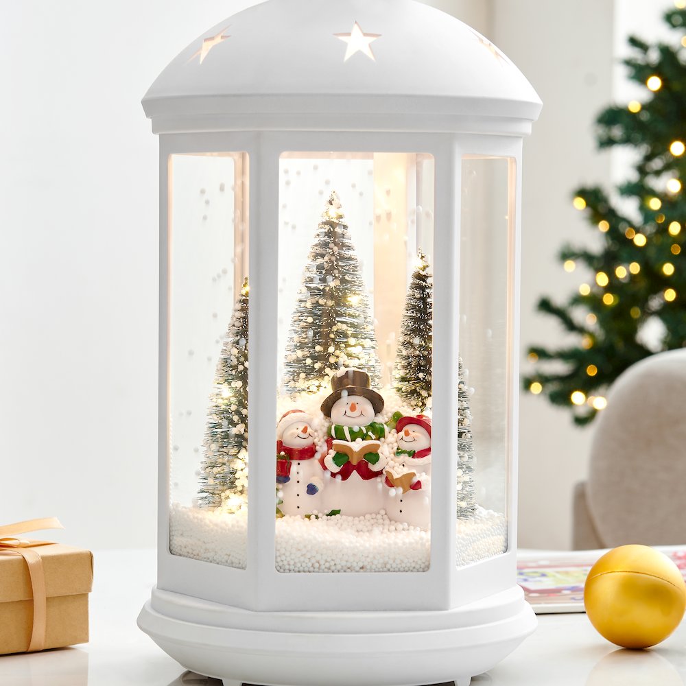Christmas Scene Falling Snow Musical Snow Globe Diorama Lantern - White. Picture 5