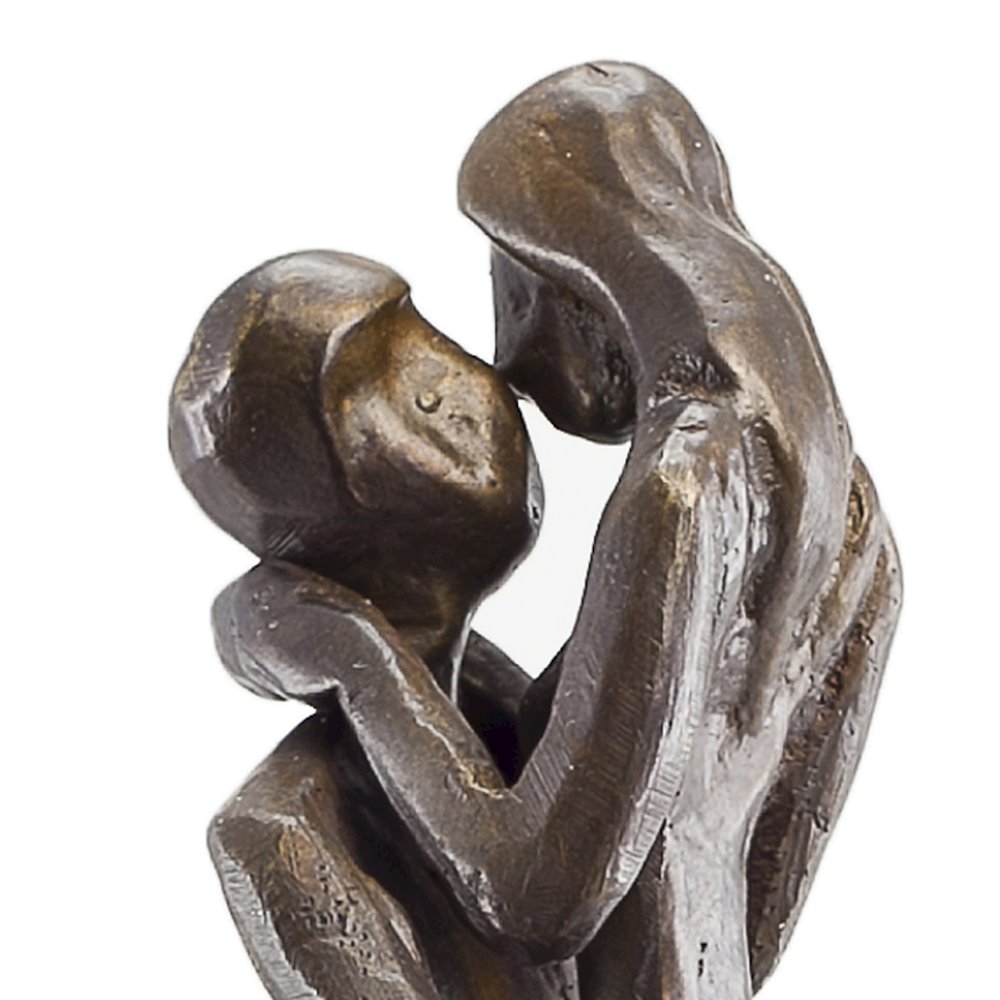 Passionate Kiss Bronze Sculpture. Picture 3