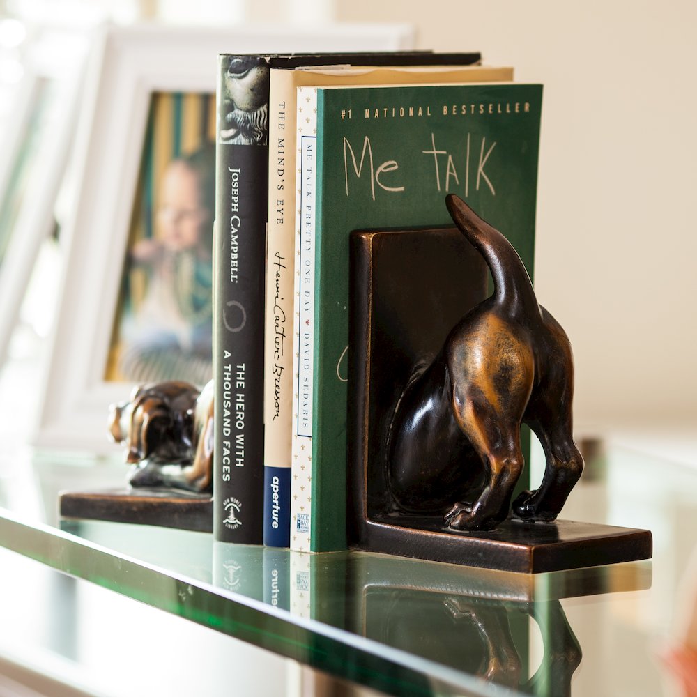 Labrador Dog Bookend Set. Picture 4