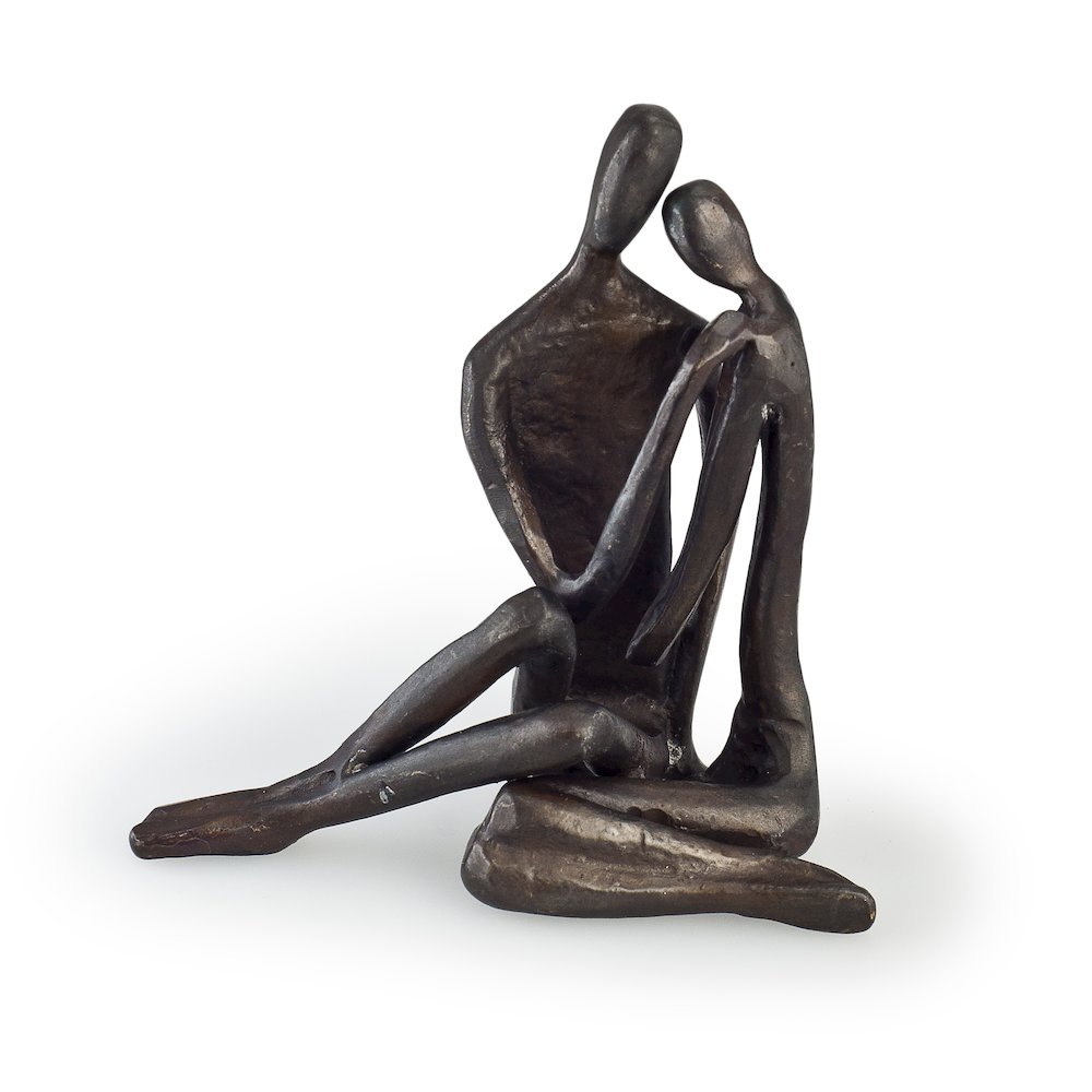 Small Couple Embracing Cast Bronze. Picture 1