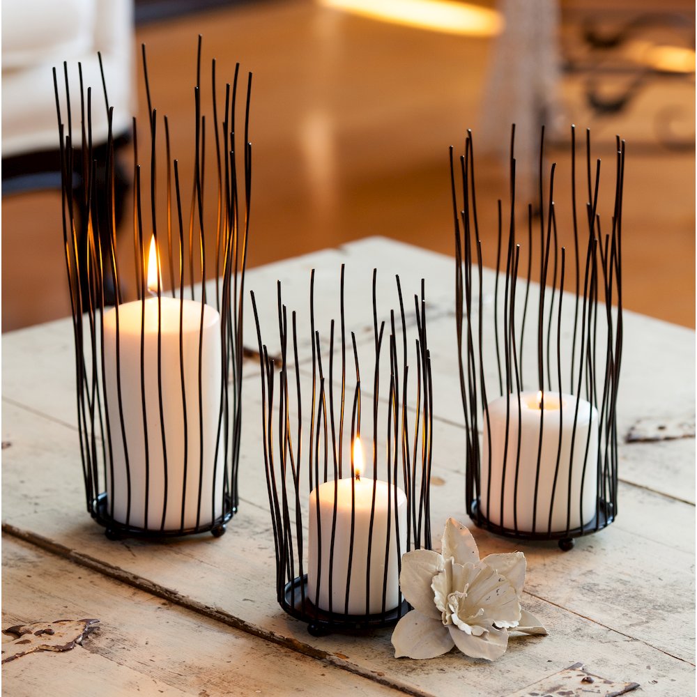 Willow Iron Candleholder 3-piece Set. Picture 2