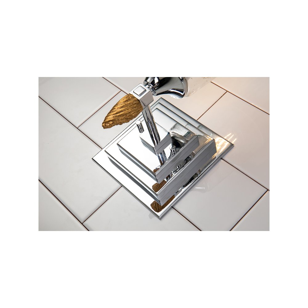 Vetiver 1 Light Wall Sconce in Polished Chrome with Gold Accent. Picture 4