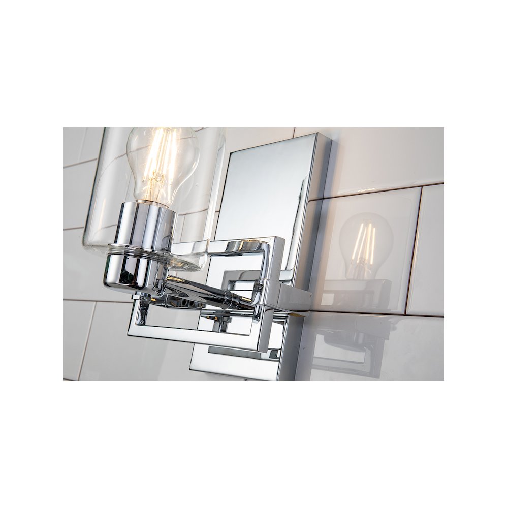 Estes 1 Light Wall Sconce In Polished Chrome. Picture 3