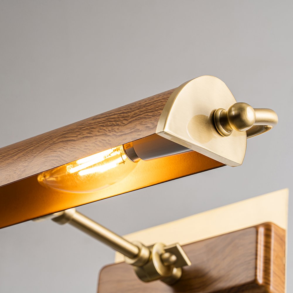 Winchfield Medium Picture Light in Aged Brass with Oak Accents. Picture 4