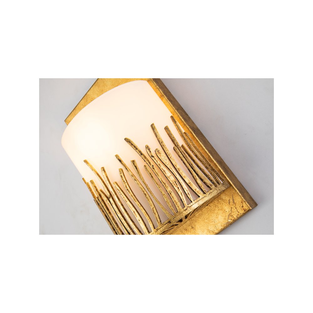 Sawgrass 1 Light Wall Sconce In Distressed Gold. Picture 5