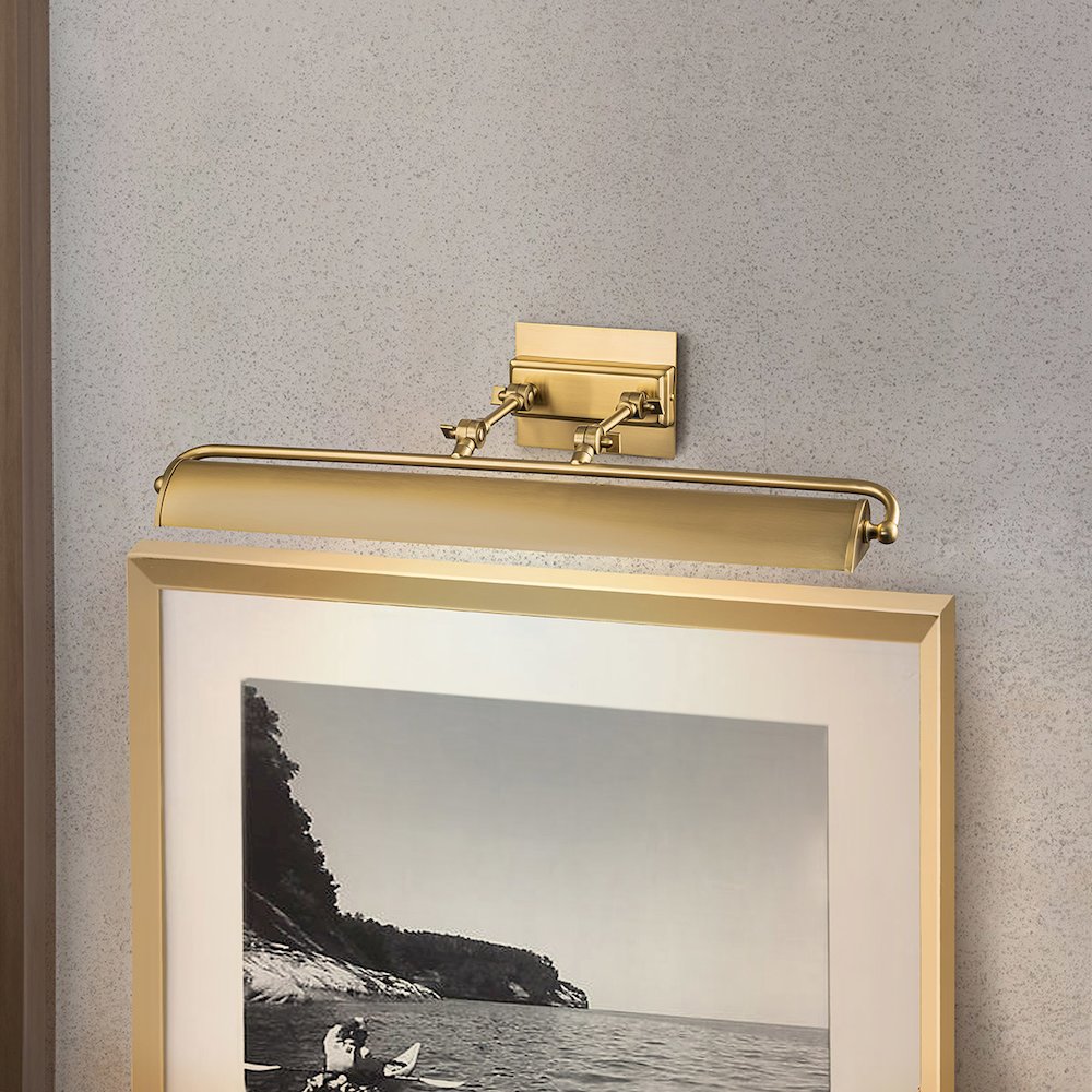 Winchfield Large Picture Light in Aged Brass. Picture 5