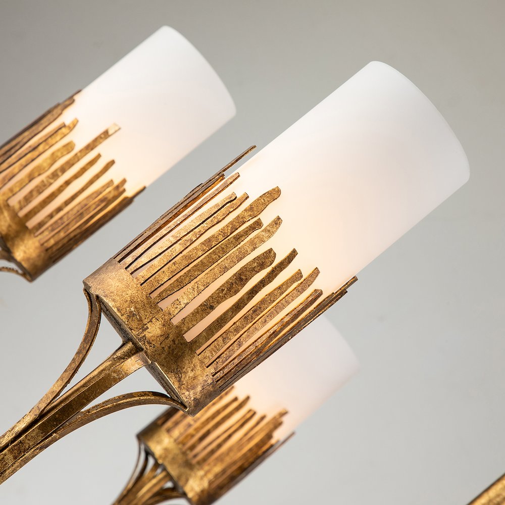 Sawgrass 9 Lt Chandelier in Gold Leaf. Picture 3