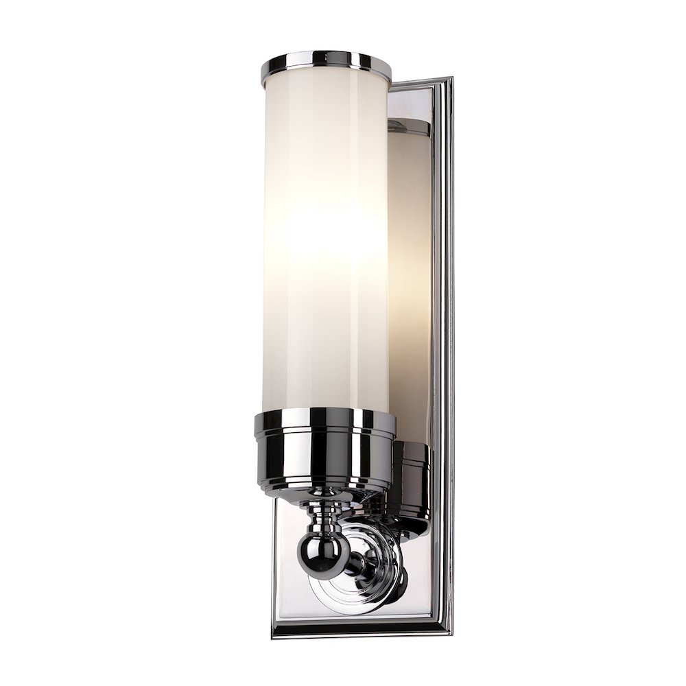 Wellington 1 Light Bath Light in Polished Chrome. Picture 2
