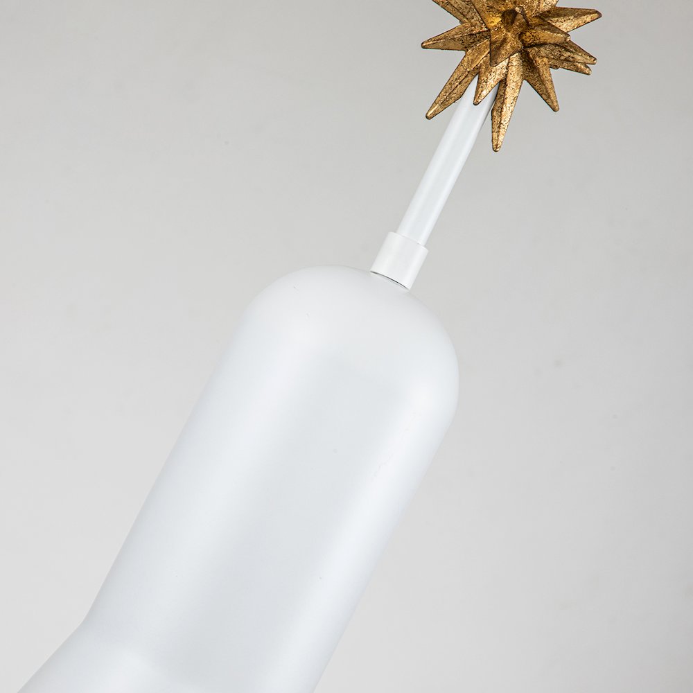 Etoille Large White Pendant with Star. Picture 3