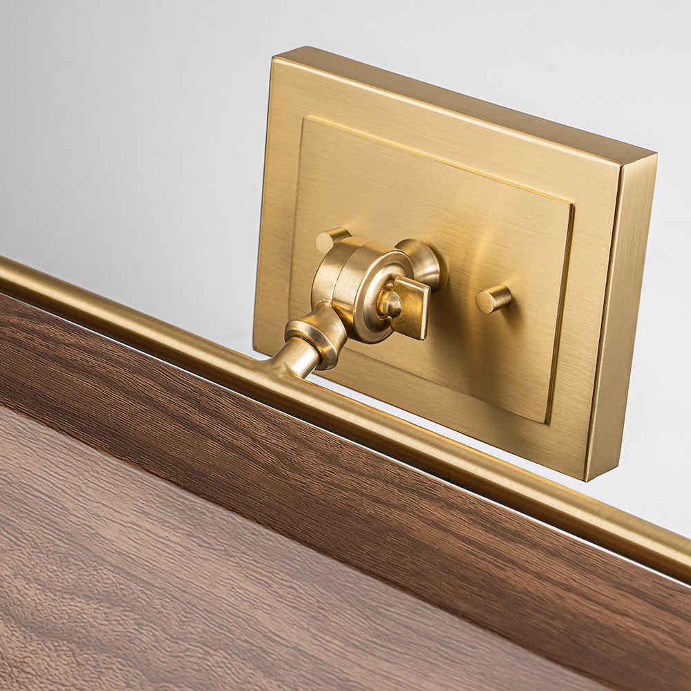 Cade Large Picture Light in Medium Oak. Picture 3