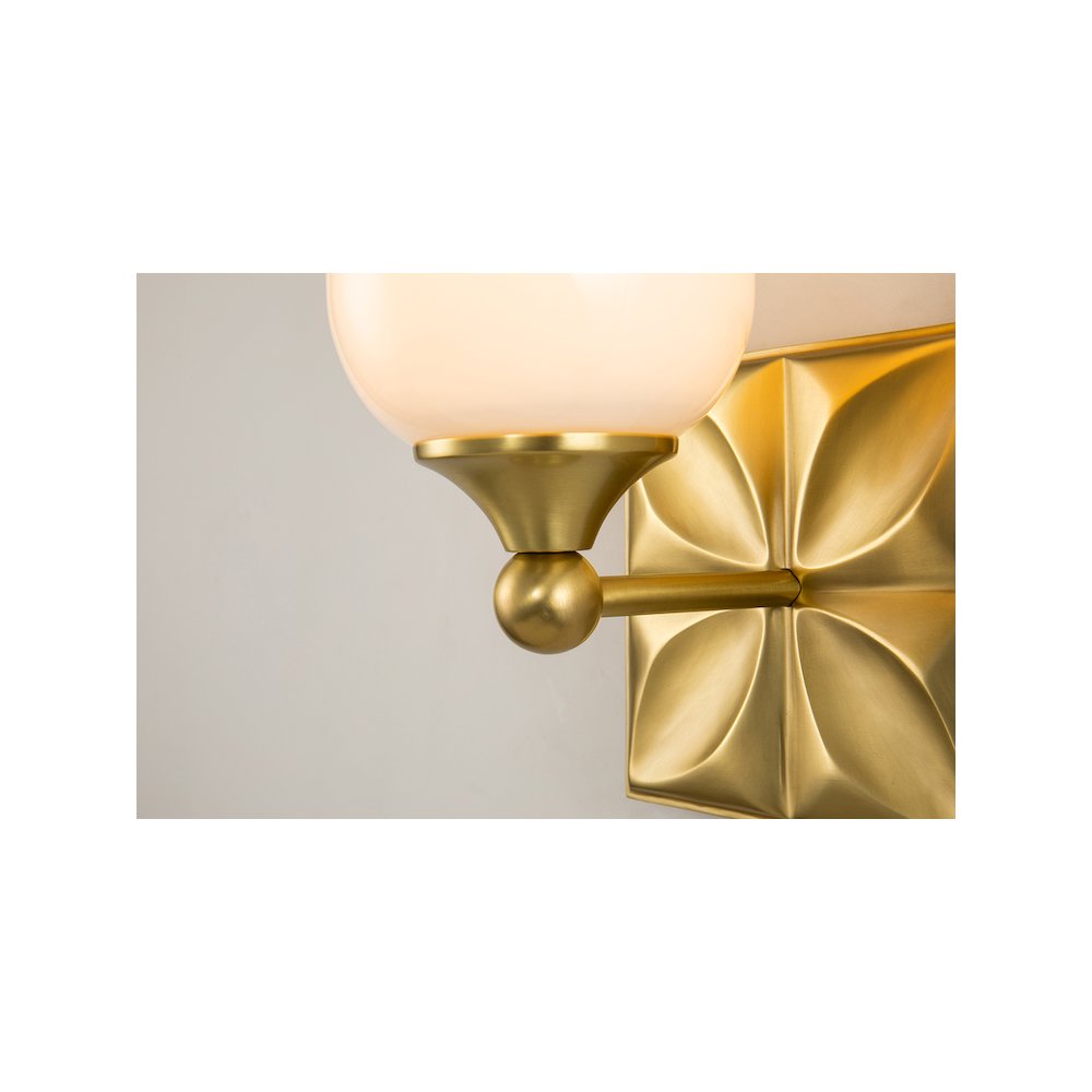 Epsilon Modern 1 Light Wall Sconce in Aged Gold Brass. Picture 3