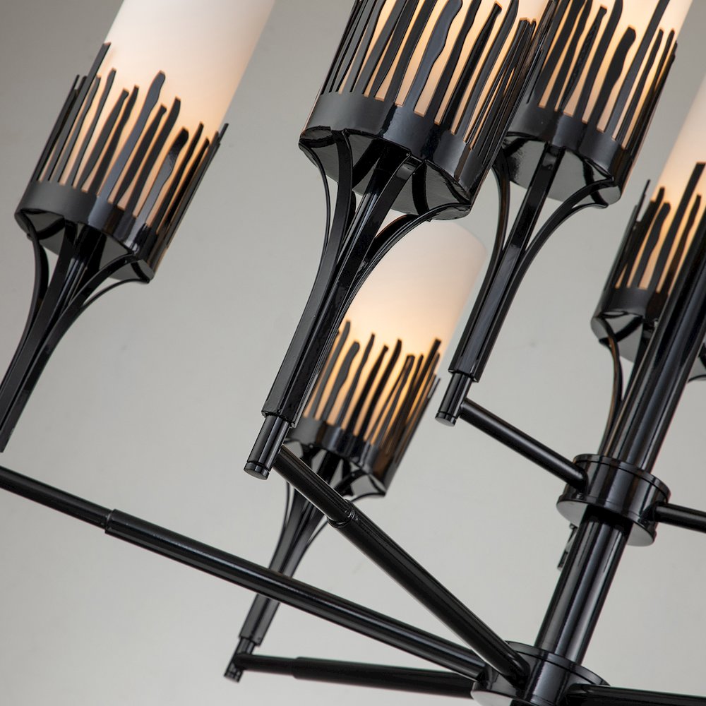 Sawgrass 9 Lt Chandelier in Black. Picture 2